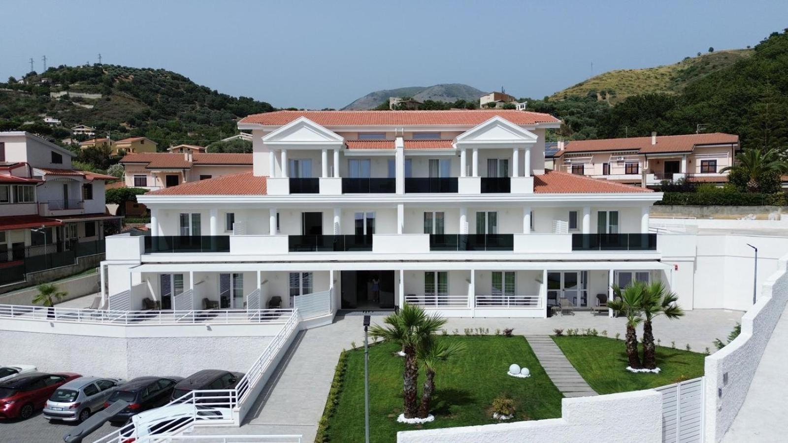 Hotel Diadema Diamante Esterno foto